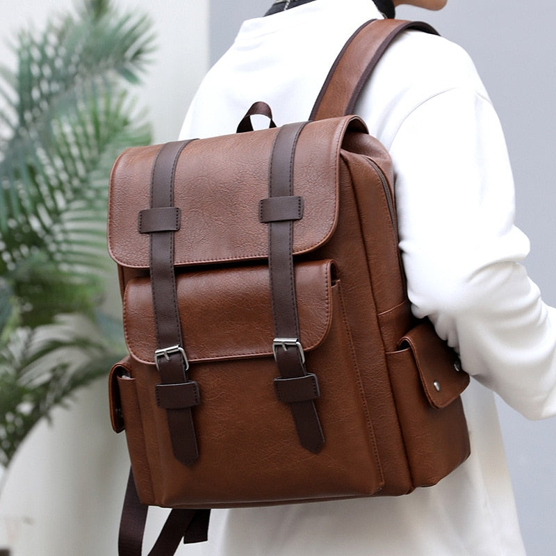 Mochila Masculina Clássica Light